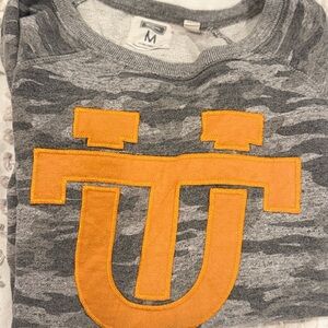 Tennessee Vols Women’s Tailgate gray camo sweatshirt